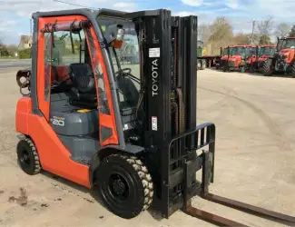 Вилочный погрузчик Toyota 028FGF20