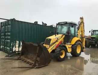 Экскаватор-погрузчик New Holland LB110