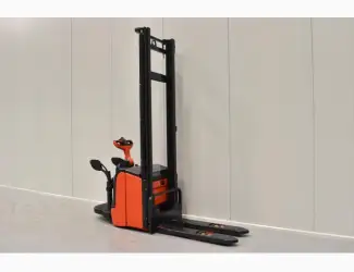 Штабелер Linde L 14 AP
