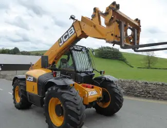 Телескопический погрузчик б/у. Телескопический погрузчик JCB 541-70