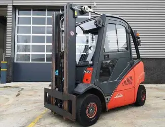 Вилочный погрузчик Linde H20D-01
