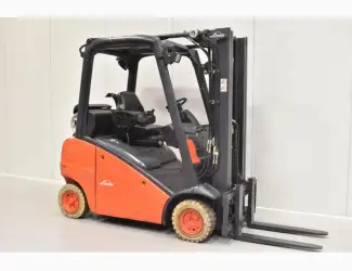 Вилочный погрузчик Linde H 18 T-01