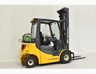 Газовый погрузчик. Вилочный погрузчик Jungheinrich TFG 425 S