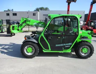 Телескопический погрузчик Merlo P 25.6