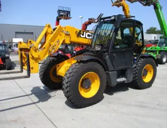 Телескопический погрузчик JCB 541-70 WasteMaster