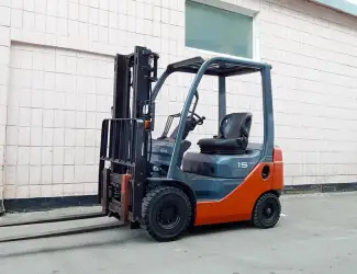 Зображення для оголошення Вилочный погрузчик бу TOYOTA 02-8FD18