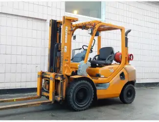 Зображення для оголошення Вилочный автопогрузчик бу KOMATSU FG30T-16