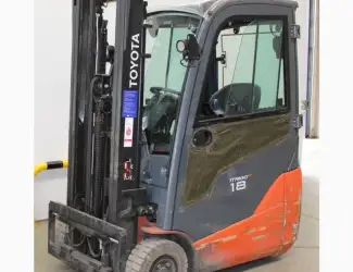 Зображення для оголошення Вилковий електронавантажувач Toyota 8FBEK18T 2020 року