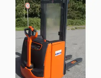 Зображення для оголошення Самоходный штабелер Linde L16 2020 года