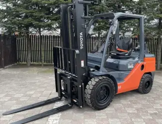 Зображення для оголошення Новий навантажувач кара 3.5т. газ/бензин Toyota 02-8FGJF35 2023 рік
