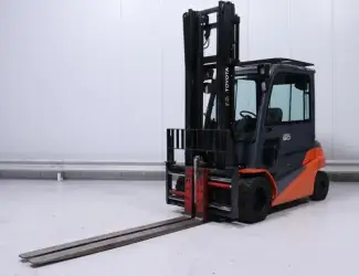 Зображення для оголошення Электропогрузчик Toyota 5т.