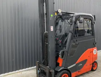 Зображення для оголошення Вилковий навантажувач електро Linde E16PH-02 2018 року 2010мг 6075 мм підйом