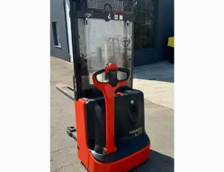 Зображення для оголошення Самоходный штабелер електро 1т. Linde L10 2019 года 426 моточасов