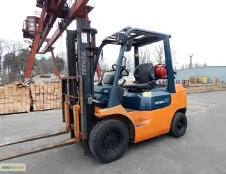 Зображення для оголошення Вилочные погрузчики TOYOTA, KOMATSU, NISSAN со склада в Киеве