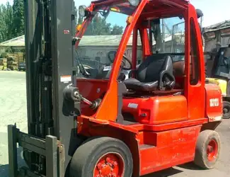 Зображення для оголошення Газовый погрузчик Nissan на 3 тонны
