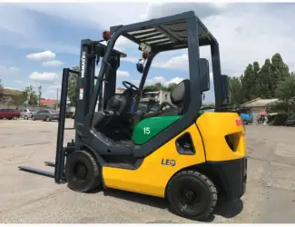 Зображення для оголошення Вилочный автопогрузчик автонавантажувач Komatsu с боковым смещением