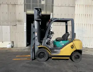 Зображення для оголошення Вилковий автонавантажувач Komatsu з бічним зміщенням. Модель: FG25C-15
