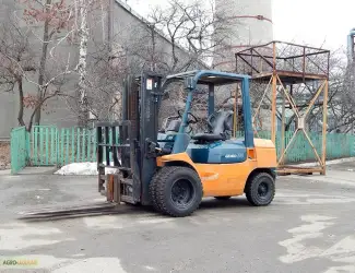 Зображення для оголошення Вилочный погрузчик б/у TOYOTA 02-7FG30