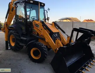 Зображення для оголошення Экскаватор-погрузчик JCB 3CX Contractor 2010 года
