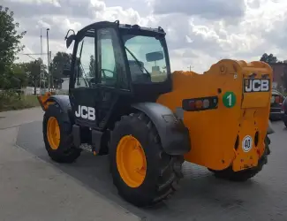 Зображення для оголошення Телескопический погрузчик JCB 533-105 2005 года