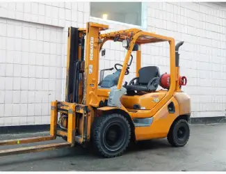 Зображення для оголошення Вилочный погрузчик бу KOMATSU FG30C-16
