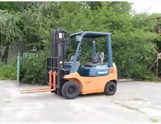 Зображення для оголошення Вилочный погрузчик б/у TOYOTA 7FGL10
