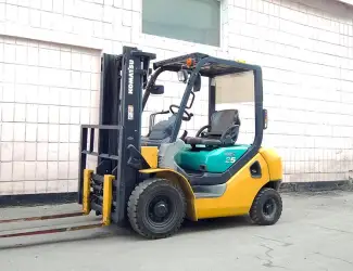 Зображення для оголошення Вилочный погрузчик бу KOMATSU FG25С-16