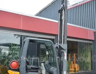 Зображення для оголошення Продам вилочный газовый погрузчик 1