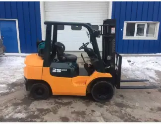 Зображення для оголошення Вилочный погрузчик Toyota 7FGL25
