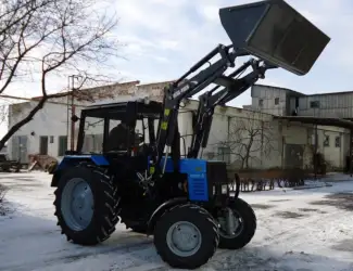 Зображення для оголошення Фронтальний навантажувач на трактор METAL-FACH (джойстик)