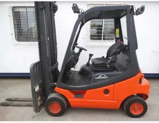 Зображення для оголошення Дизельный погрузчик Linde H20D, 2006 г., 2т., 3850 мм подъем, 1662 м/ч, каретка