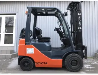 Зображення для оголошення Газовый погрузчик TOYOTA 02-8FGF18