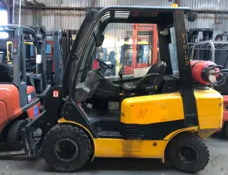 Зображення для оголошення Вилочный погрузчик на газу JCB TLT25G