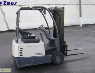 Зображення для оголошення Аренда электропогрузчик б/у Crown SC 4220-1.3