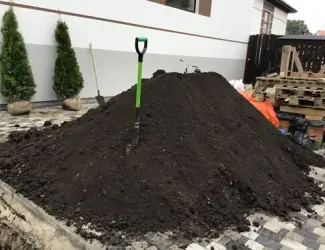 Зображення для оголошення Чернозем 100 % качество.Торфосмесь.Растительный грунт.Грунт на подсыпку.Козін.Конча Заспа