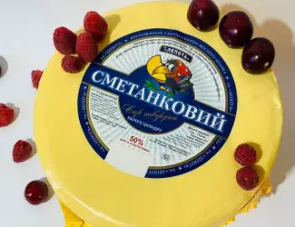 Сир твердий "Сметанковий"