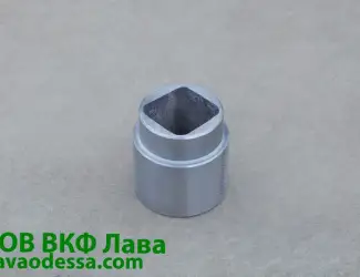 Зображення для оголошення Втулка БДВП корпусу (квадратний отвір) нового зразка з однією проточкою