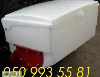 Удобрения на культиватор. Пластиковые банки на культиватор