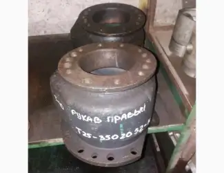 Рукав тормозной Т-40 правый (Т25-3502052)