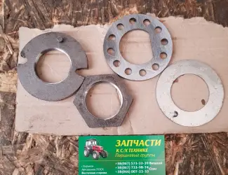 Зображення для оголошення Комплект крепежа ступицы 2ПТС-4, КТУ-10