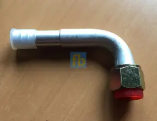 Зображення для оголошення Фітинг Алюмінієвий кутовий 90 градусів 10 гайка 3/4