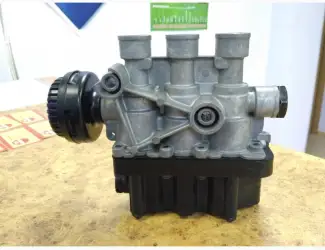Зображення для оголошення 4728800010 Кран уровня пола WABCO на Magnum DXI, DAF, MAN