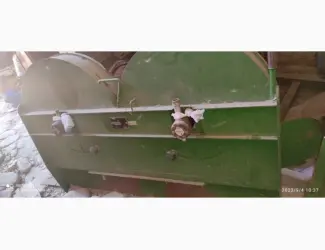 Зображення для оголошення Продам половоразбрасыватель в сборе (тарелки ) на комбайн John Deere