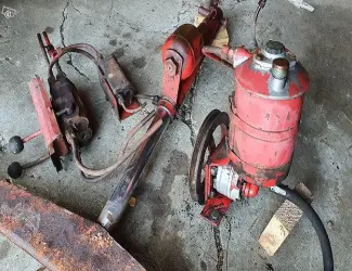 Запчастини комбайна Massey Ferguson