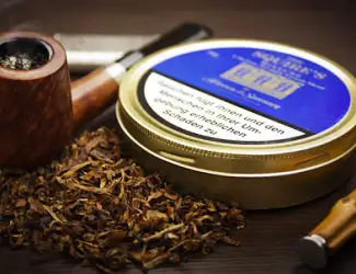 Широкий ассортимент фабричных табаков: CAMEL