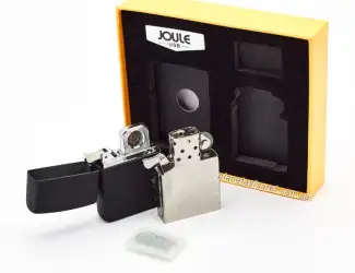 Зображення для оголошення Подарунковий набір JOULE з плазмовою спіральною USB та бензиновою запальничкою 4-6519