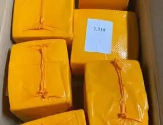 Пропонуємо сирний продукт"Український"