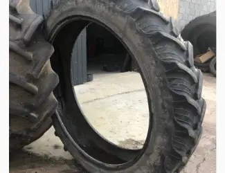 Зображення для оголошення Шина 300/95R46 (12.4R46) Taurus для оприскувачів