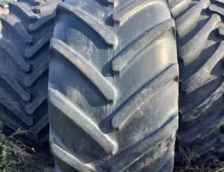 Зображення для оголошення Б/у шина 800/70R38 Michelin (пара) для комбайна или трактора