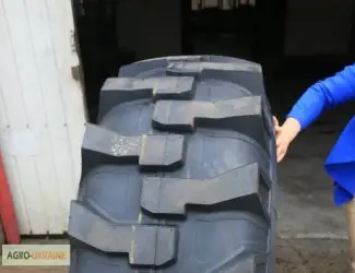 Шина на JCB 3x4x5x погрузчик 405/70 -20 и 16